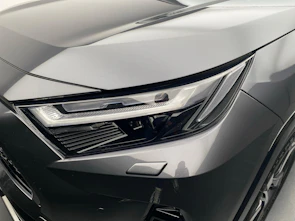 Fahrzeugbild TOYOTA RAV4 2.5 Plug-In-Hybrid Premium / Jetzt Leasing ab 0.99% oder Cash-Prämie CHF 3'000.00