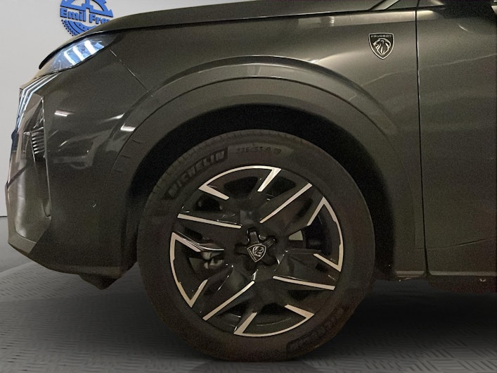 Vehicle image PEUGEOT 3008