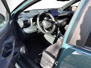 Toyota Yaris 1.5 VVT-i HSD Premium