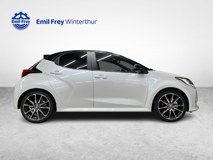 Vehicle image TOYOTA YARIS