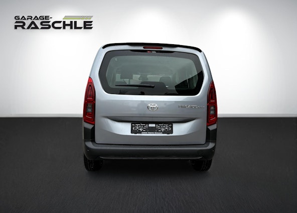 Vehicle image 6 Vehicle image 6