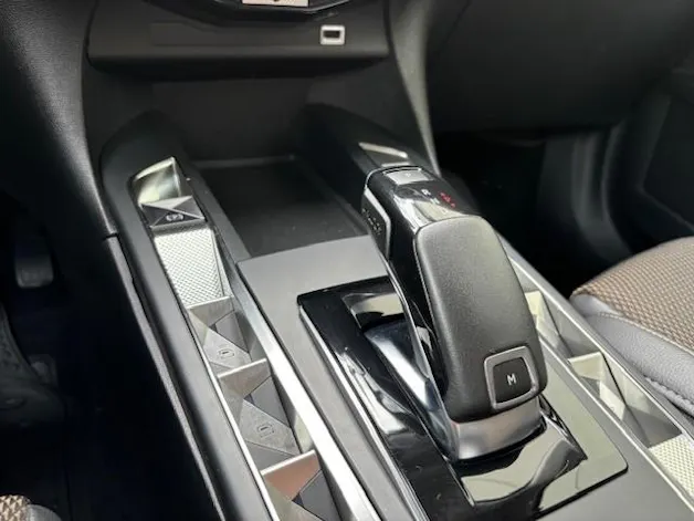 DS Automobiles 3 Crossback 1.2 PureTech 130 So Chic