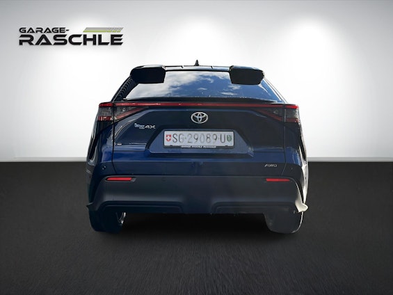 Vehicle image 4 Vehicle image 4