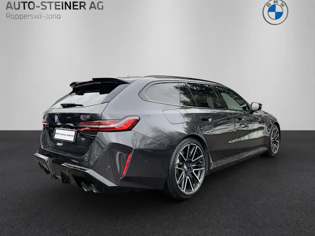 BMW M5 xDrive Touring
