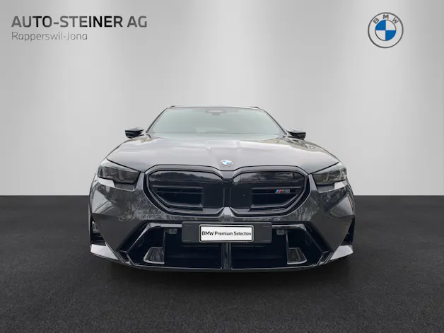 BMW M5 xDrive Touring