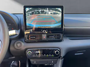Toyota Yaris 1.5 VVT-i HSD Trend