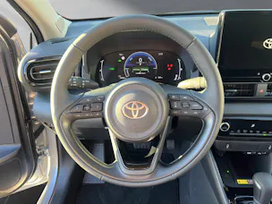 Toyota Yaris 1.5 VVT-i HSD Trend
