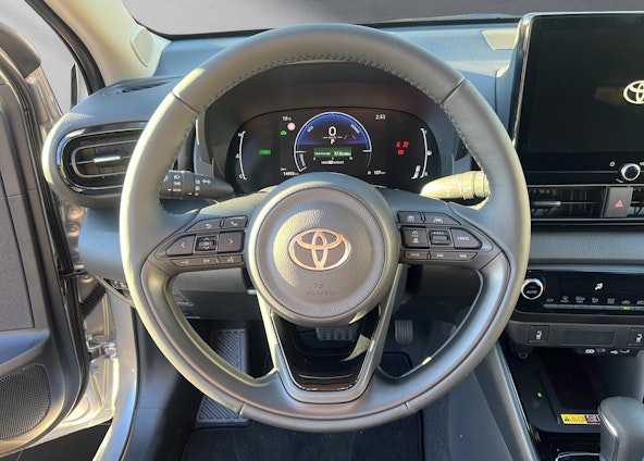 Vehicle image 4 Vehicle image 4