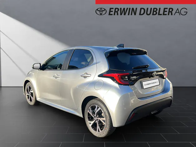 Toyota Yaris 1.5 VVT-i HSD Trend