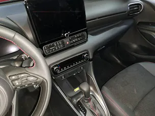 Toyota Yaris 1.5 VVT-i HSD GR Sport
