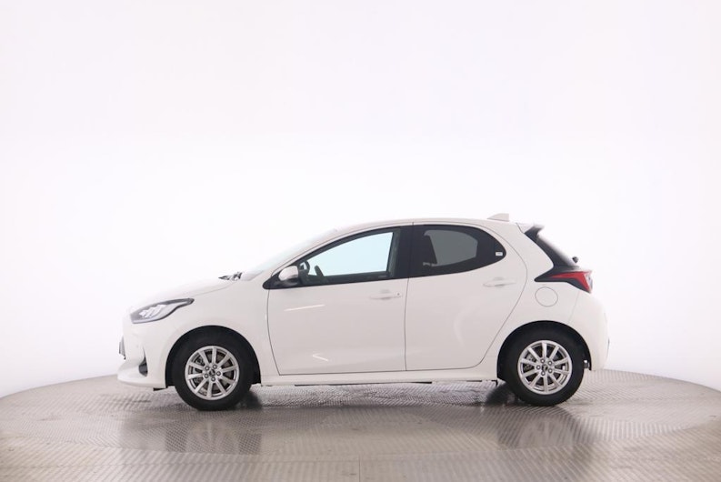 Vehicle image TOYOTA YARIS