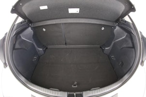 Vehicle image TOYOTA Yaris 1.5 VVT-i HSD Trend