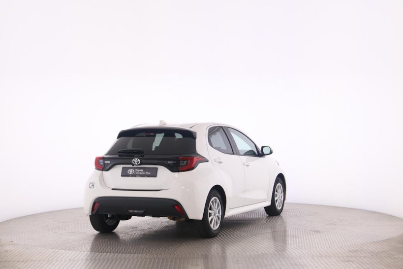 Vehicle image TOYOTA YARIS