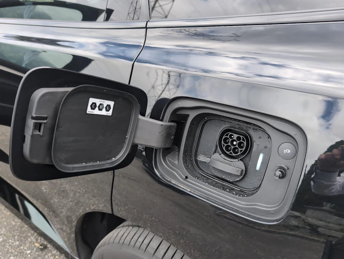 Fahrzeugbild VOLVO EX 90