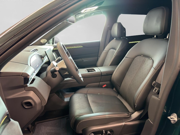 Vehicle image ZEEKR 7X