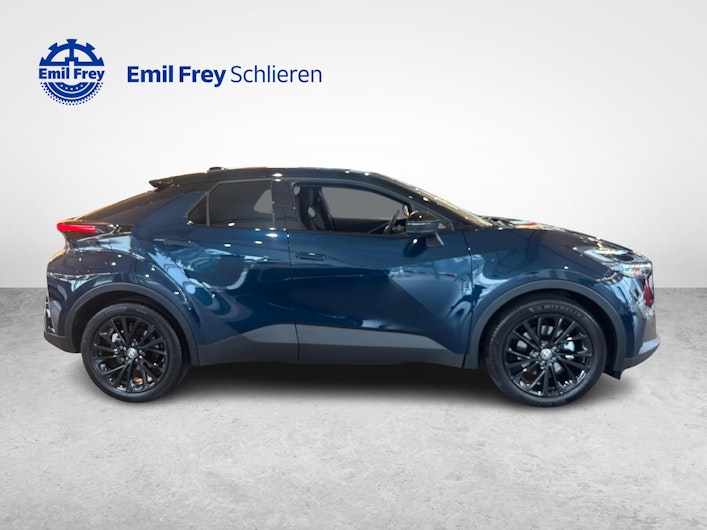 Vehicle image TOYOTA C-HR
