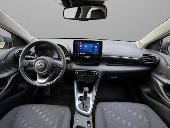 Vehicle image 6 Vehicle image 6