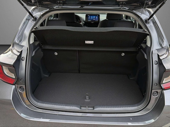 Vehicle image 8 Vehicle image 8