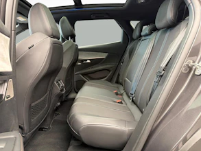 https://vehicle.imgix.net/4058509/a1d85232-7bf2-4183-9843-0d43ec211f8c.jpg