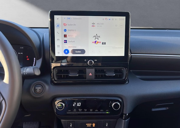 Vehicle image 5 Vehicle image 5