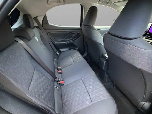 Toyota Yaris 1.5 VVT-i HSD Trend