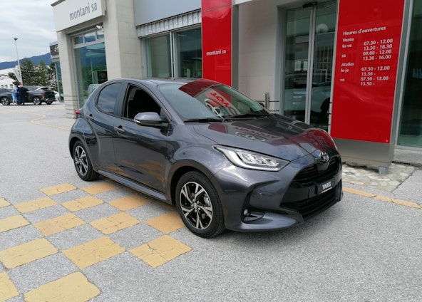 Vehicle image 4 Vehicle image 4