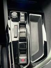 Fahrzeugbild PEUGEOT 3008 1.2 PureTech GT