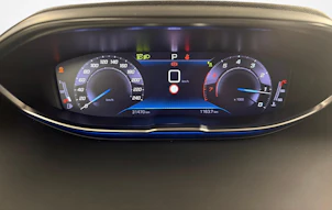 Fahrzeugbild PEUGEOT 5008 1.6 PureTech GT Pack