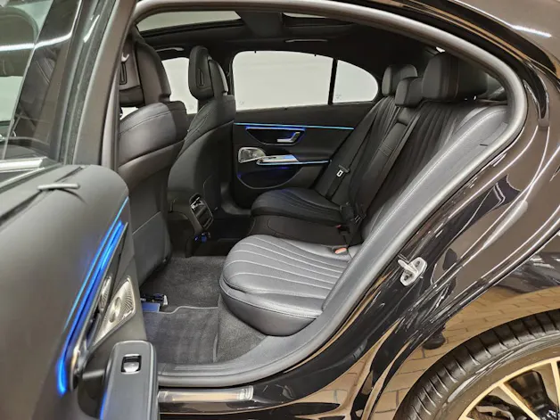 Mercedes-Benz E 200 4Matic Exclusive Limousine
