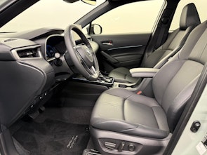 Vehicle image TOYOTA Corolla Cross 2.0 HSD Premium AWD-i