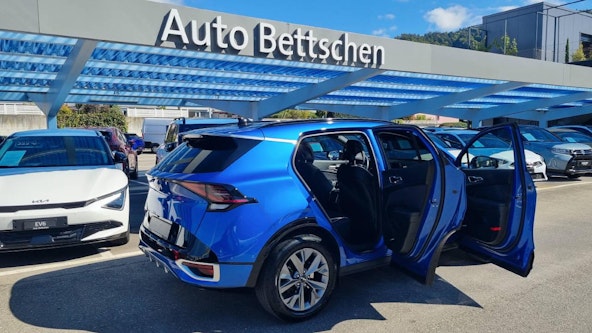 Vehicle image 6 Vehicle image 6