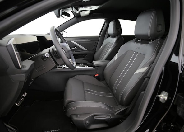 Vehicle image 3 Vehicle image 3