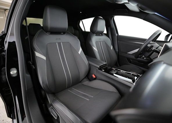 Vehicle image 10 Vehicle image 10