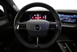 Vehicle image OPEL Astra 1.2 T 130 Swiss Plus