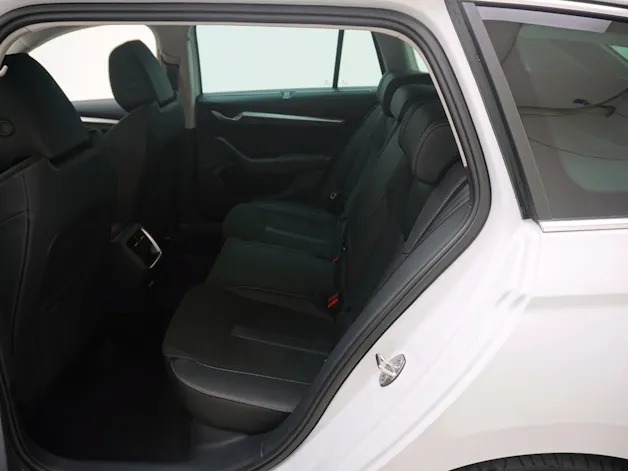 Škoda Octavia 1.5 TSI mHEV Selection-Lounge DSG