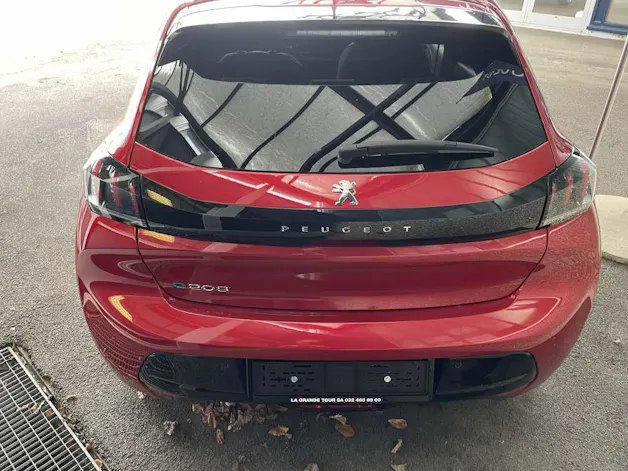Peugeot 208 e-Allure Pack