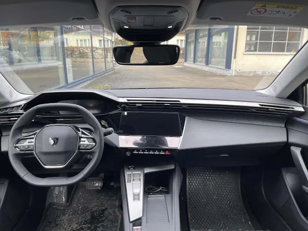 Peugeot 408 1.2 PureTech Allure Pack