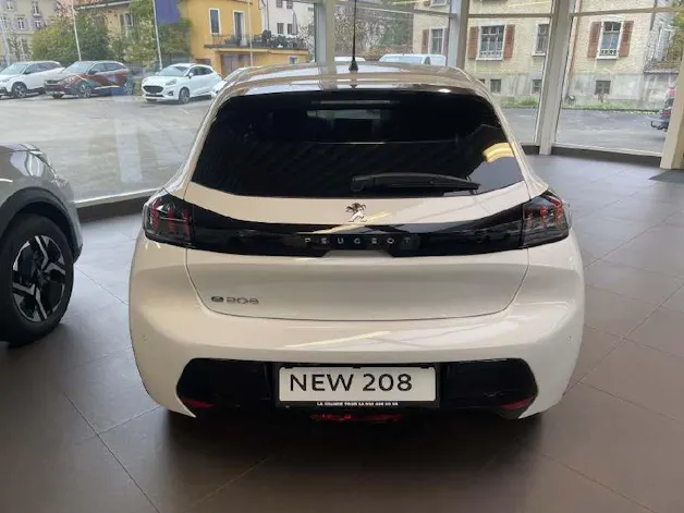 Peugeot 208 e-Allure Pack