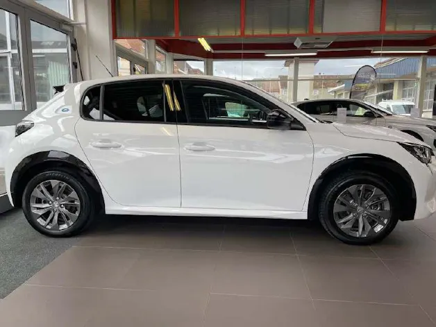 Peugeot 208 e-Allure Pack
