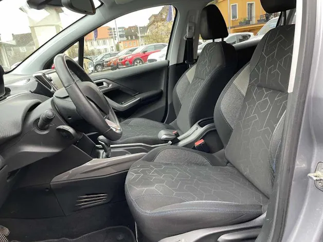 Peugeot 2008 1.2 PureTech 110 Style S/S