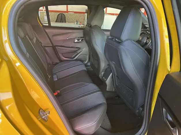 Peugeot 208 1.2 PureTech 100 GT
