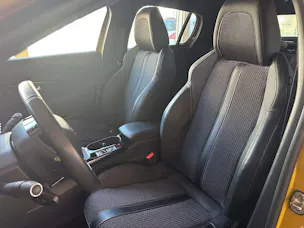 Peugeot 208 1.2 PureTech 100 GT
