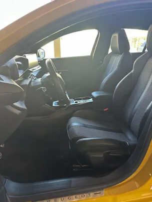 Peugeot 208 1.2 PureTech 100 GT