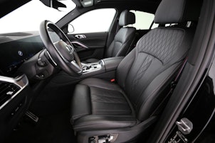 Vehicle image BMW X6 30d xDrive