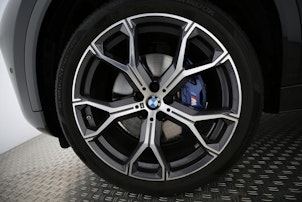 Vehicle image BMW X6 30d xDrive