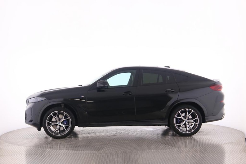 Vehicle image BMW X6