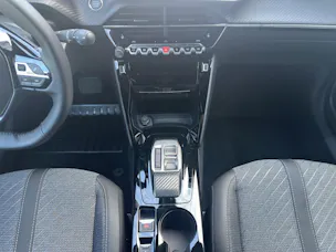 Peugeot 2008 1.2 Hybrid 145 Allure Premium