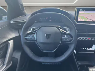Peugeot 2008 1.2 Hybrid 145 Allure Premium