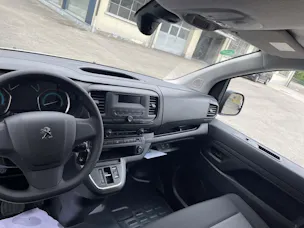 Peugeot e-Expert fourg. Standard 50 kWh