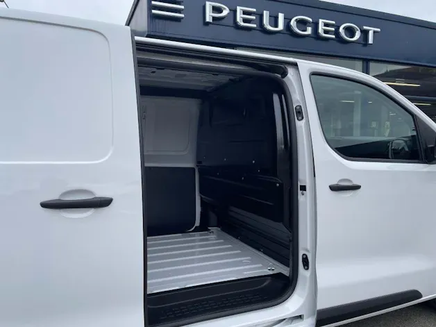 Peugeot e-Expert fourg. Standard 50 kWh